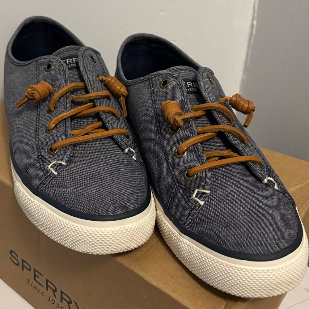 Sperry Top Sider shoe.